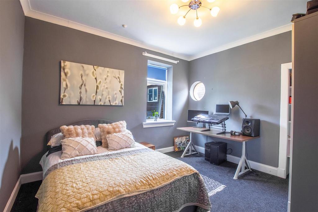 Bedroom-2-3.jpg