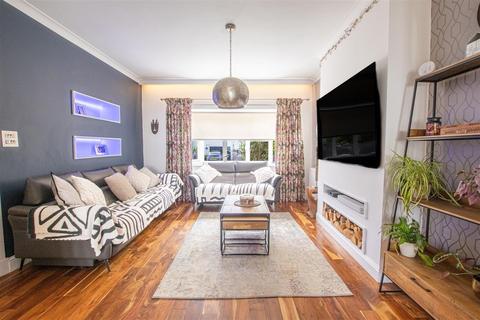 16 Golf Road, Rutherglen, G73 4JW