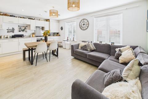 undefined, Sangster Close, Crawley RH10