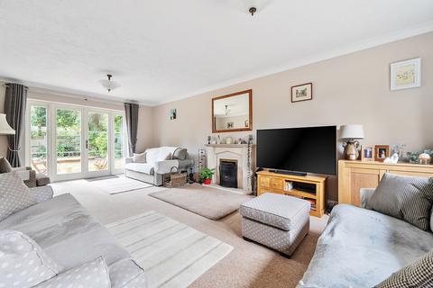 4 bedroom detached house for sale, Seymour Road, Hampshire GU35