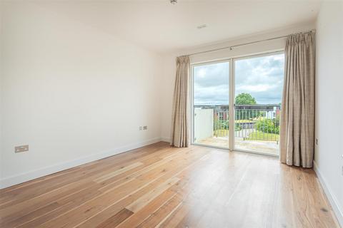 1 bedroom retirement property for sale, 25 The Pavilion, Wadswick Green, Corsham