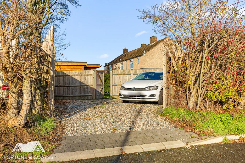 Bushey Croft 22.jpg