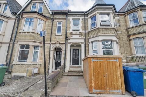 2 bedroom flat for sale, Divinity Road, Oxford OX4