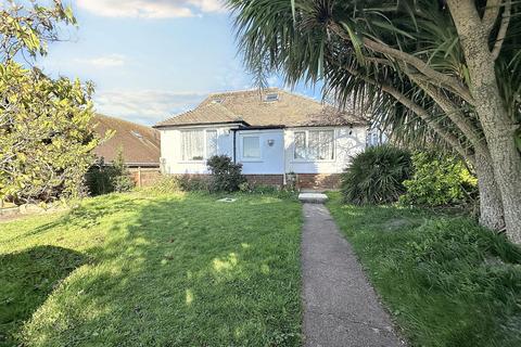 3 bedroom bungalow for sale, Crescent Drive South, Brighton, BN2 6RA