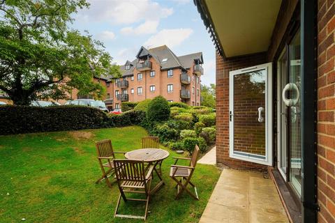 undefined, Epping New Road, Buckhurst Hill