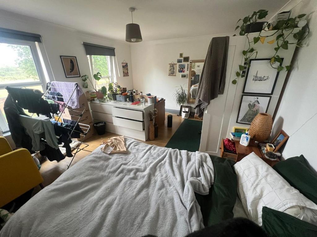 Bedroom 2.jpeg
