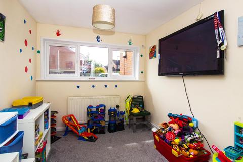 10 The Meadows, Darwen, BB3 0PF