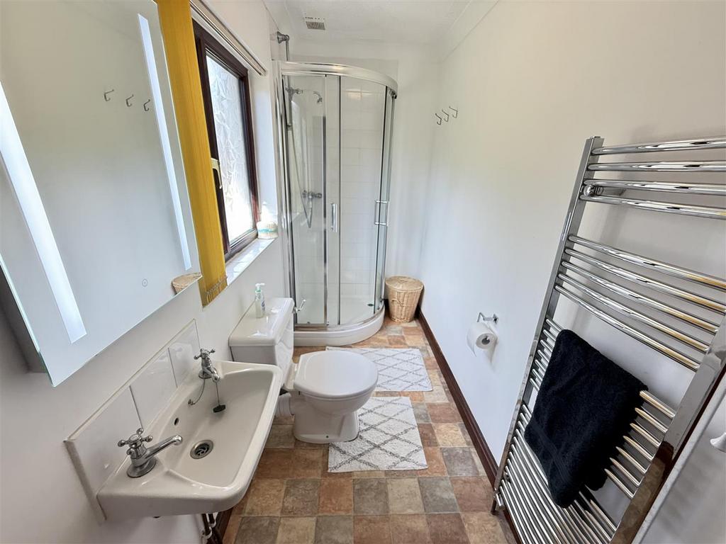 Ensuite Shower Room