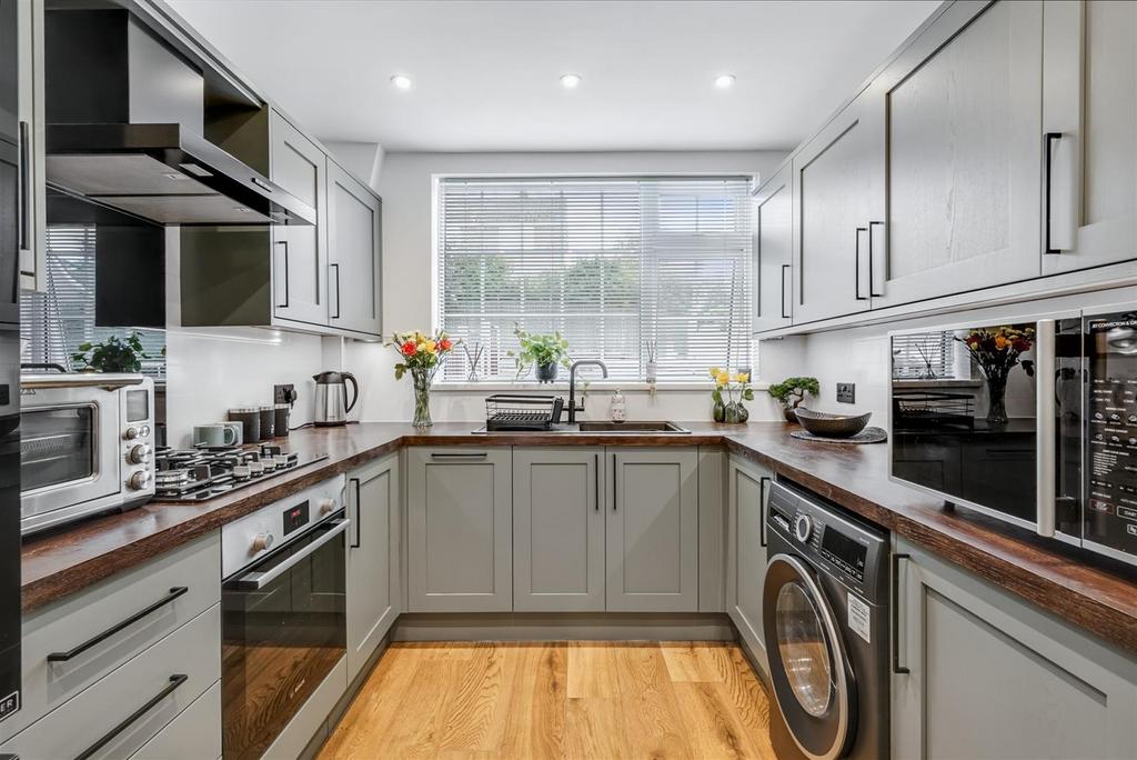 Kitchen 1 1.jpeg