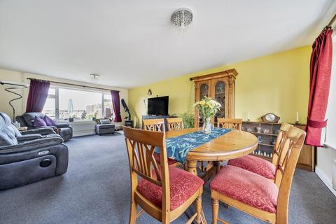 undefined, Twyford,  Buckinghamshire,  MK18