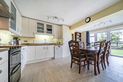 undefined, Twyford,  Buckinghamshire,  MK18