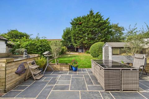 3 bedroom detached house for sale, Seldens Way, Worthing BN13