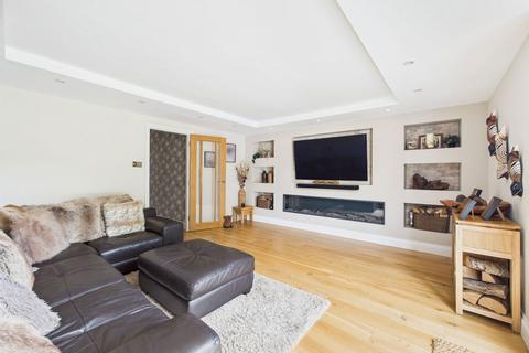 3 bedroom detached house for sale, Seldens Way, Worthing BN13