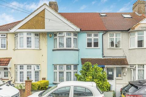Sunningdale Avenue, Feltham TW13