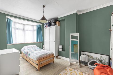 undefined, Sunningdale Avenue, Feltham TW13