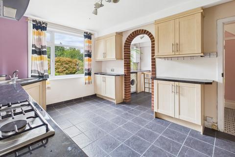 9 Coronation Road, Nottingham, NG3 5JN