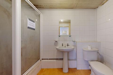 2 bedroom flat for sale, 56 Prospect Ring, East Finchley, London, N2 8BP
