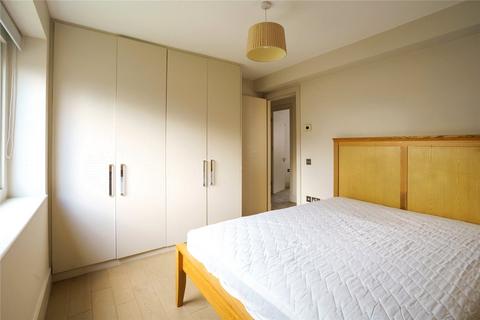 3 bedroom apartment to rent, High Trees, London, SW2