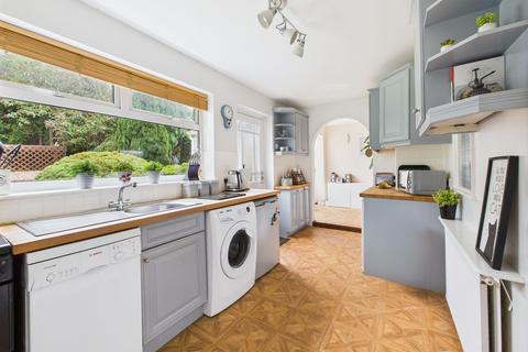 3 bedroom semi-detached house for sale, Westcliffe Avenue, Gedling, Nottingham