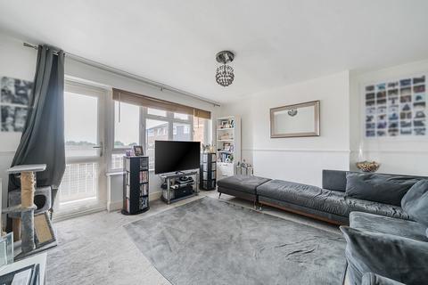 2 bedroom apartment for sale, Pollards, Maple Cross, Rickmansworth