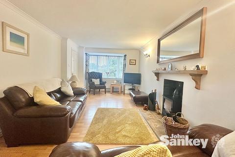 7 Balmoral Close, Mansfield Woodhouse, Mansfield, NG19 9GX