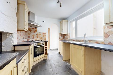 3 bedroom house to rent, Belle Vue Terrace, Portland