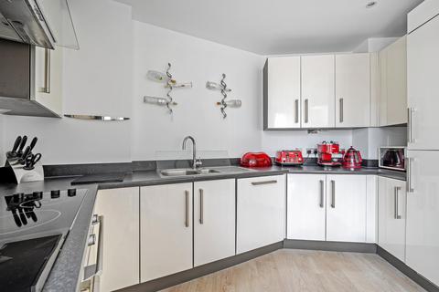 2 bedroom apartment for sale, Rick Roberts Way, London
