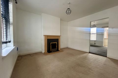 2 bedroom semi-detached house for sale, 36 Bond Street, Stowmarket, Suffolk IP14 1HR
