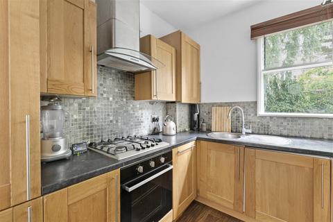 undefined, 32 Woodland Rise, Muswell Hill N10