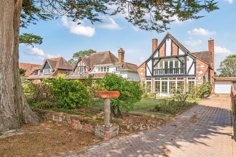 undefined, Manor Way, Aldwick