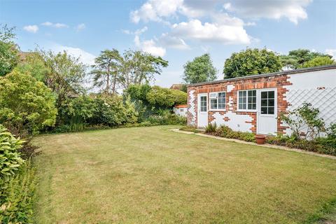 undefined, Manor Way, Aldwick
