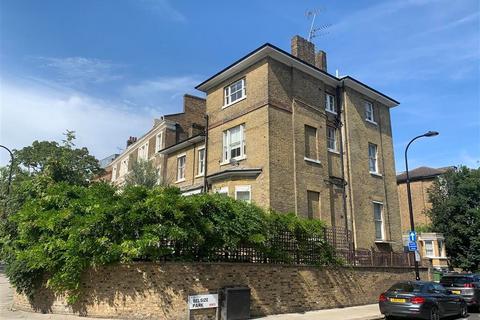 Studio to rent, London NW3