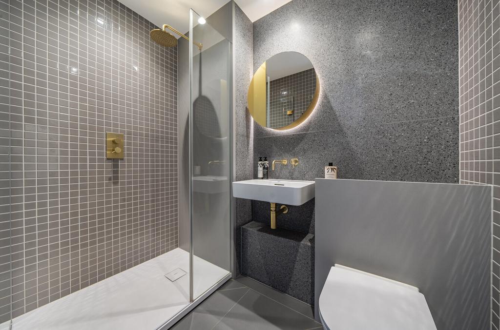 Ensuite.jpg