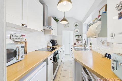 21 Bernard Road, Wrexham, LL13 8EL