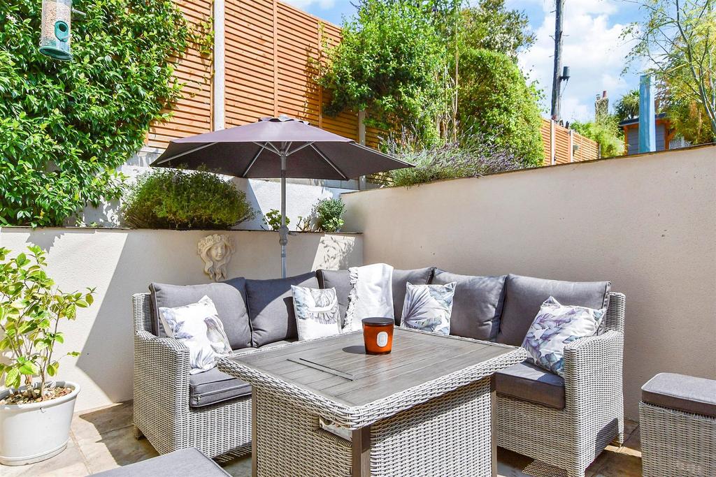 Patio / Decking