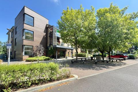 2 bedroom retirement property for sale, 52 Meadow Court, Sarisbury Green