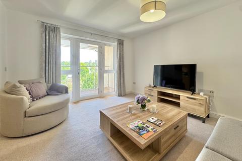 2 bedroom retirement property for sale, 52 Meadow Court, Sarisbury Green