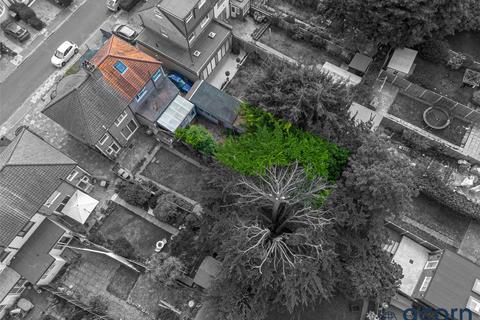 undefined, Hill View Gardens, Colindale NW9