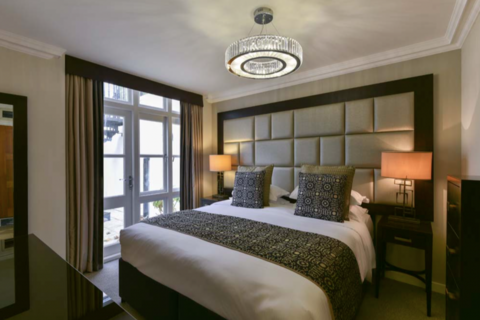 3 bedroom apartment to rent, Luxury 3 Bedroom Kensington Apartment