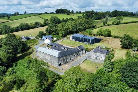 4 bedroom property with land for sale, Prengwyn, Llandysul