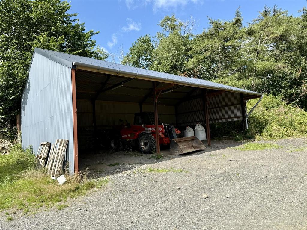 Further shelter / outbuilding