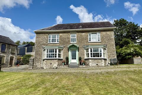4 bedroom property with land for sale, Prengwyn, Llandysul