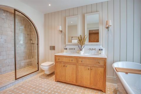 4 Beechwood Drive, Marlow, SL7 2DJ