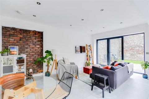 2 bedroom apartment for sale, Pen Y Wain Road, Roath, Cardiff, CF24