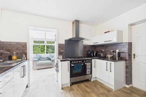 30 Beaumont Crescent, Sheffield, S2 1SA