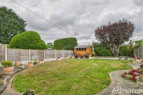 4 bedroom semi-detached house for sale, Highfield Road, Chelmsford