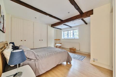 undefined, West Road, Berkshire RG40