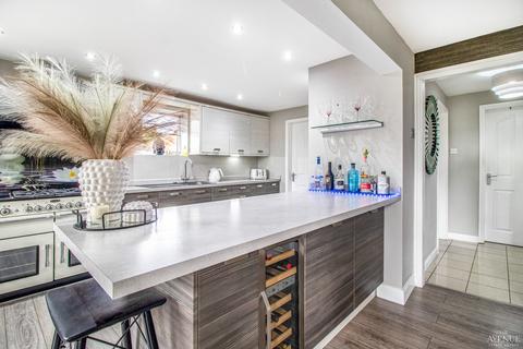 3 bedroom detached house for sale, Stepping Stones, Fazeley, Tamworth, Staffordshire, B78 3RT