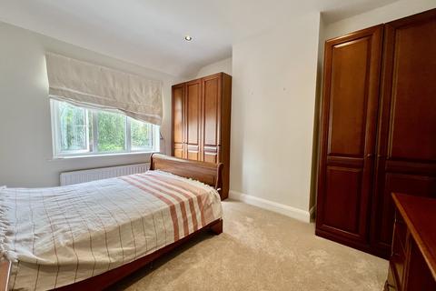 3 bedroom terraced house to rent, Cannon Lane, Pinner HA5