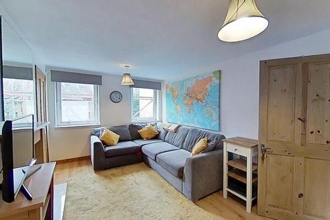 1 bedroom flat to rent, Dean Path, Edinburgh, EH4